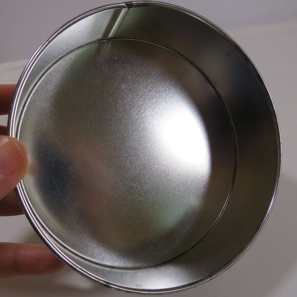 Vintage Metzke Pewter Holiday Metal Tin TARNISHED Bells & Holly Winter Christmas - Picture 6 of 8